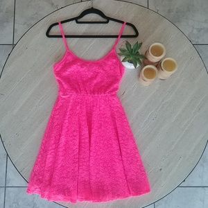 PINK HIGHLIGHTED DRESS